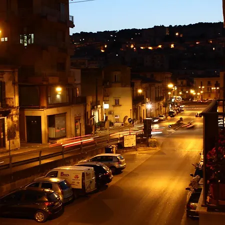 Il Barocco Bed & Breakfast Modica Exterior photo